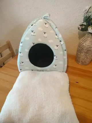 Casa para gato con estampado de ovejas