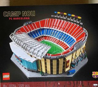 LEGO Camp Nou FC Barcelona 10284 Novo
