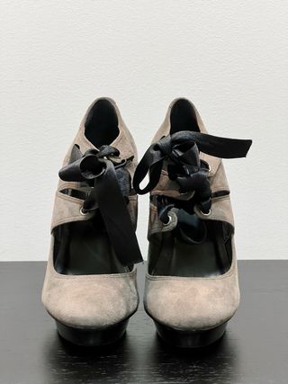 Sapatos Made In camurça cinza salto 12cm T36