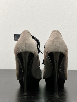 Sapatos Made In camurça cinza salto 12cm T36