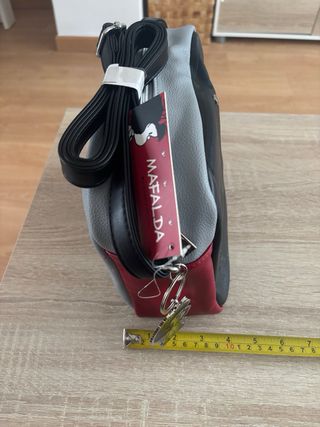 Bolso Mafalda Negro y Rojo
