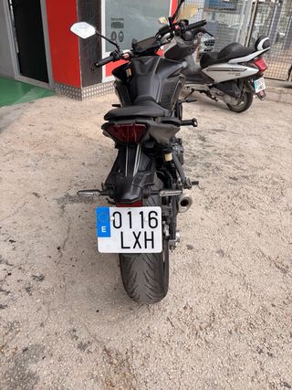 Yamaha MT 2022 Negra