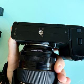COMO NUEVO: Solo Cuerpo Fujifilm X-S10