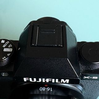 COMO NUEVO: Solo Cuerpo Fujifilm X-S10