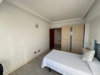 Piso en alquiler en Santa Catalina - Canteras en Palmas de Gran Canaria(Las)