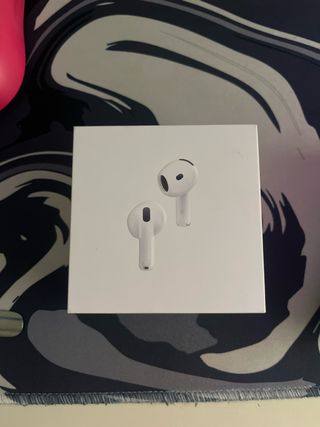 Caja AirPods 4 Cancelación Ruido