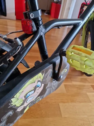 Bicicleta Infantil Btwin Dark Hero 500 Decathlon