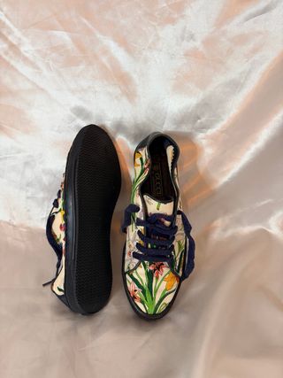 Zapatillas Gucci Flora Multicolor talla 36.
