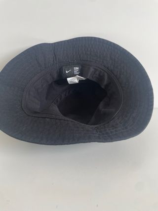 Gorro bucket Nike negro