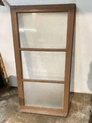 Antiguas ventanas de castaño