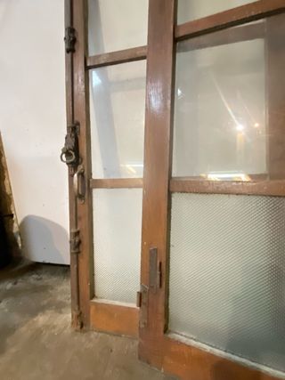 Antiguas ventanas de castaño