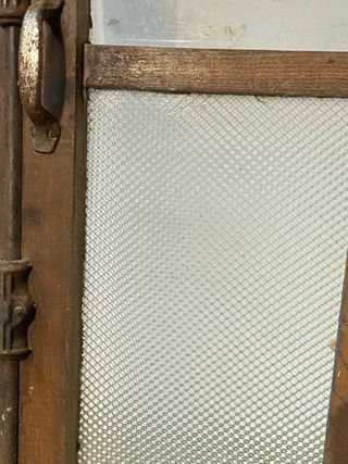 Antiguas ventanas de castaño