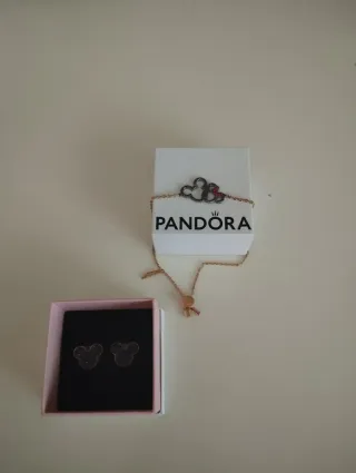 Pack Pendientes y Pulsera Mickey