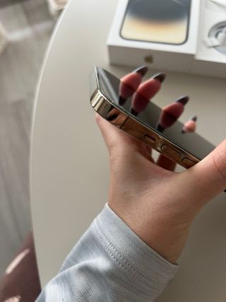 iPhone 14 Pro Max 256GB Dorado