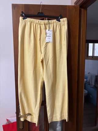 Pantalón Zara Amarillo Talla L
