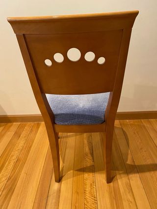 6 Sillas de madera con asiento de tela
