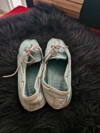 Mocasines de piel color azul verdoso