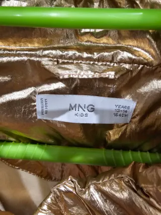 Chaqueta Mango dorada acolchada