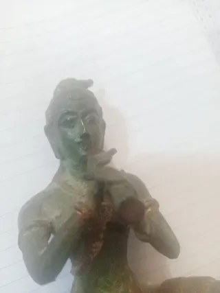 Antica statuetta in bronzo