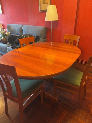 Mesa redonda madera + 4 sillas