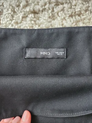 Falda mini Mango negra