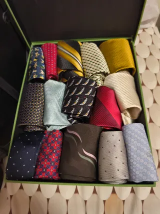 Pack 15 Corbatas alguna 100% seda italiana