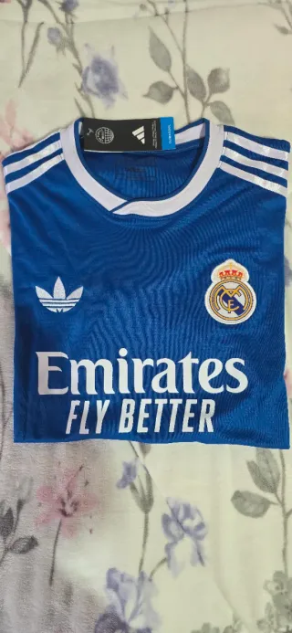 Camiseta ASTRO Negra y Rosa