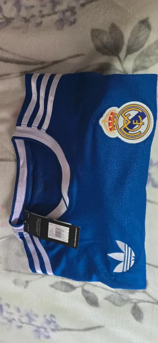 Camiseta ASTRO Negra y Rosa