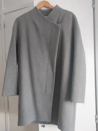 Chaquetón gris acolchado