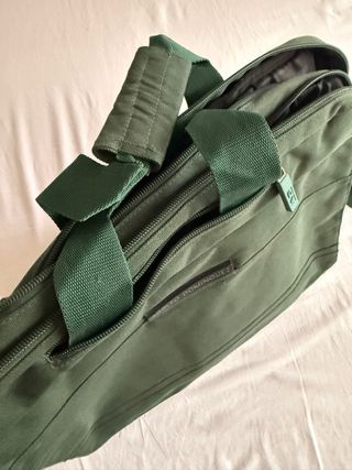 Mochila / maletín Adolfo Domínguez verde