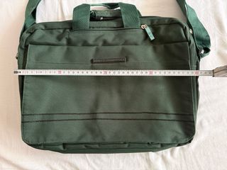 Mochila / maletín Adolfo Domínguez verde