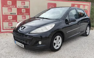 Peugeot 207 2012