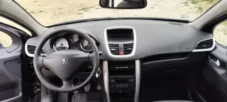 Peugeot 207 2012