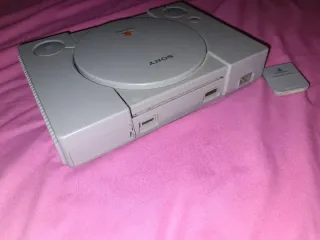 Sony PS1 Console con Controller e Accessori