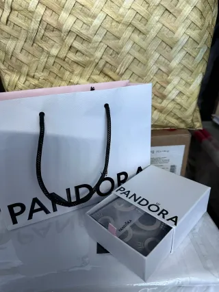 Pulsera Pandora con 3 charms