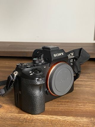 Sony A7 II Full Frame + 3 Lentes
