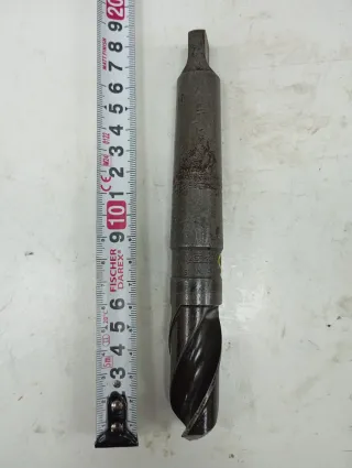 Broca 23,5 mm con mango conico morse 3