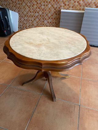 Mesa redonda mármol y madera