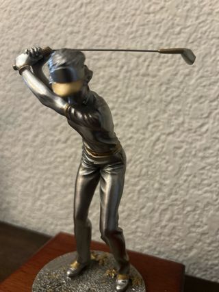 Figura Golfista Femenina Royal Selangor