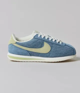 Zapatilla Deportiva Nike Cortez SE Denim Ahumado.