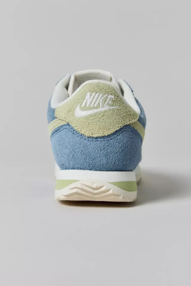 Zapatilla Deportiva Nike Cortez SE Denim Ahumado.