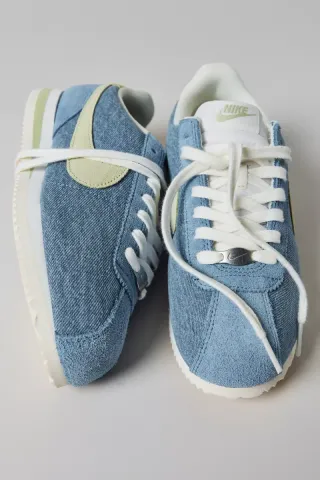 Zapatilla Deportiva Nike Cortez SE Denim Ahumado.