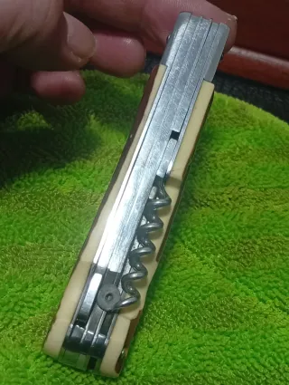 Navaja Mikov Multiusos con Funda