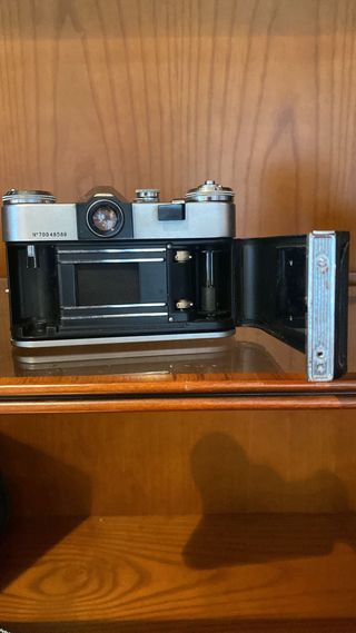 Cámara Zenit-E Vintage Negra y Plateada