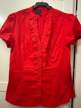 Casual y bonita Blusa de color rojo Talla L