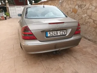 Mercedes-Benz Clase E 2004