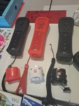 Lote de juegos y accesorios Wii
