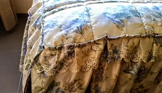 Edredón 90 + Cojín Floral Azul Blanco