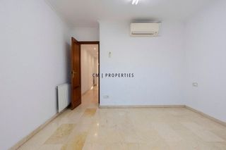 Oficina en alquiler en El Pla del Remei en Valencia