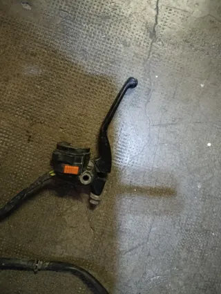 Piña luces Derbi Senda Bad Boy + maneta embrague